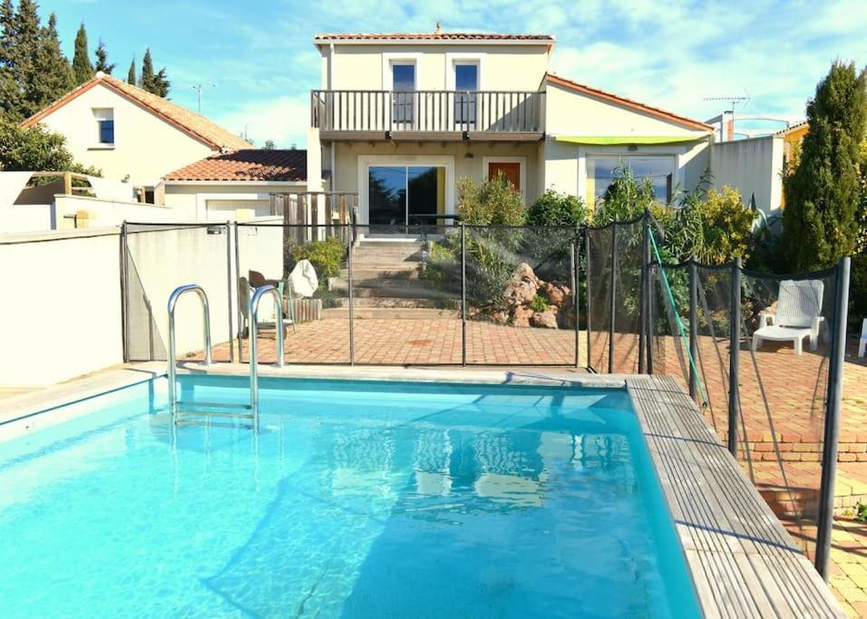Grande Villa Neuve Avec Piscine Pres Mer Et Sete バラルック・レ・バン エクステリア 写真