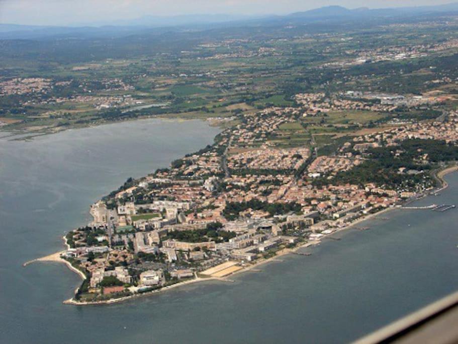 Grande Villa Neuve Avec Piscine Pres Mer Et Sete バラルック・レ・バン エクステリア 写真
